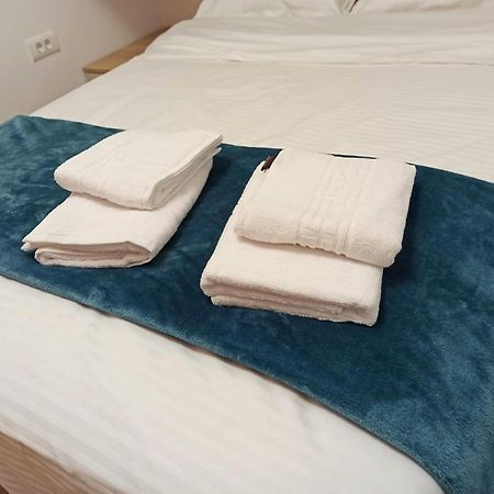 Stylish, Modern 2 Rooms Flat With Panoramic View, Near Presidential Palace ブカレスト エクステリア 写真